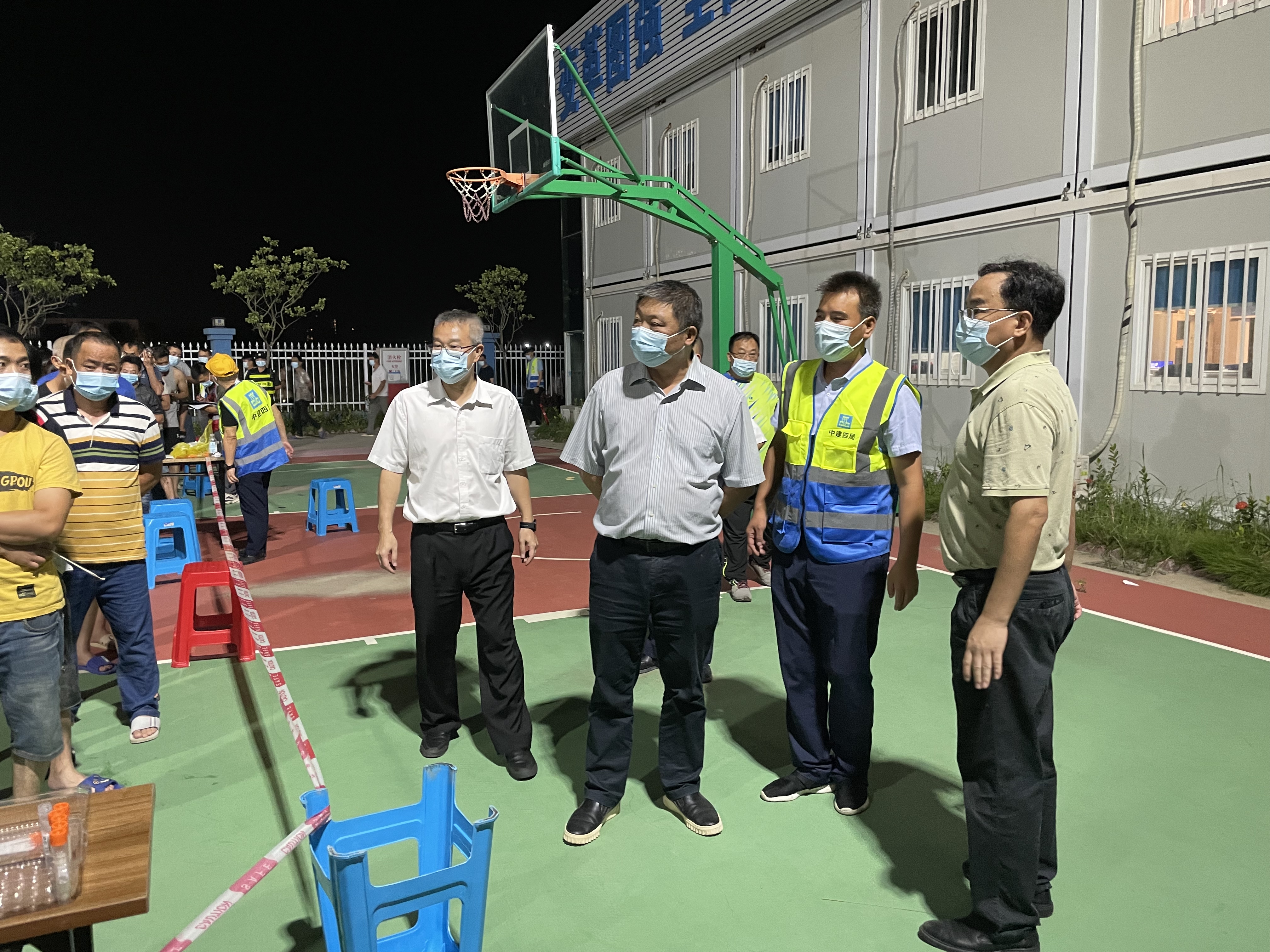 【一公司珠海分公司】20210607【一线动态类】中山市副市长高瑞生到中山翠亨新区生物医药智创中心项目视察全员核酸检测工作 (1).jpg