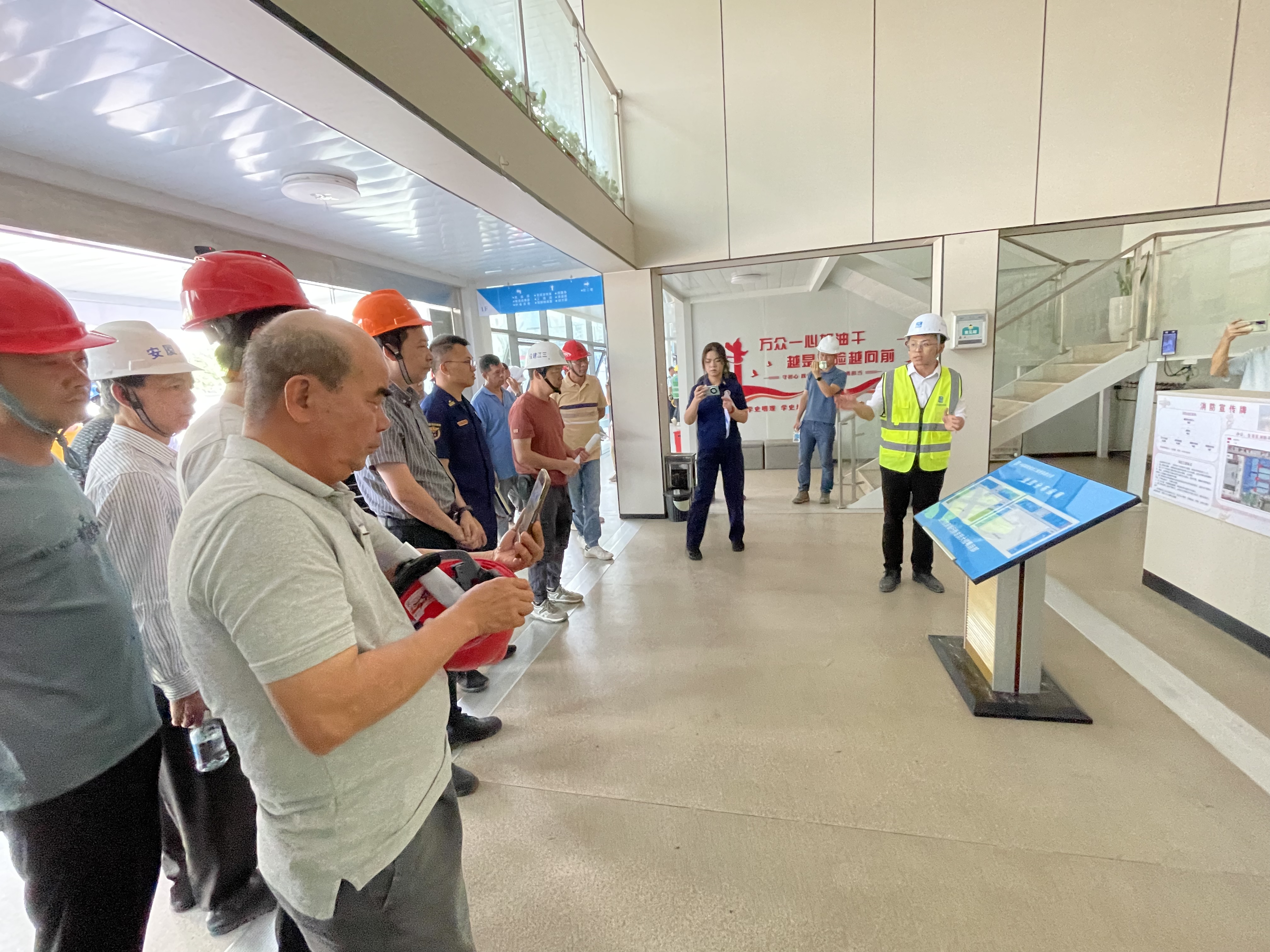 086bdd020b5cf327d7efb532e569d24.jpg 086bdd020b5cf327d7efb532e569d24.jpg