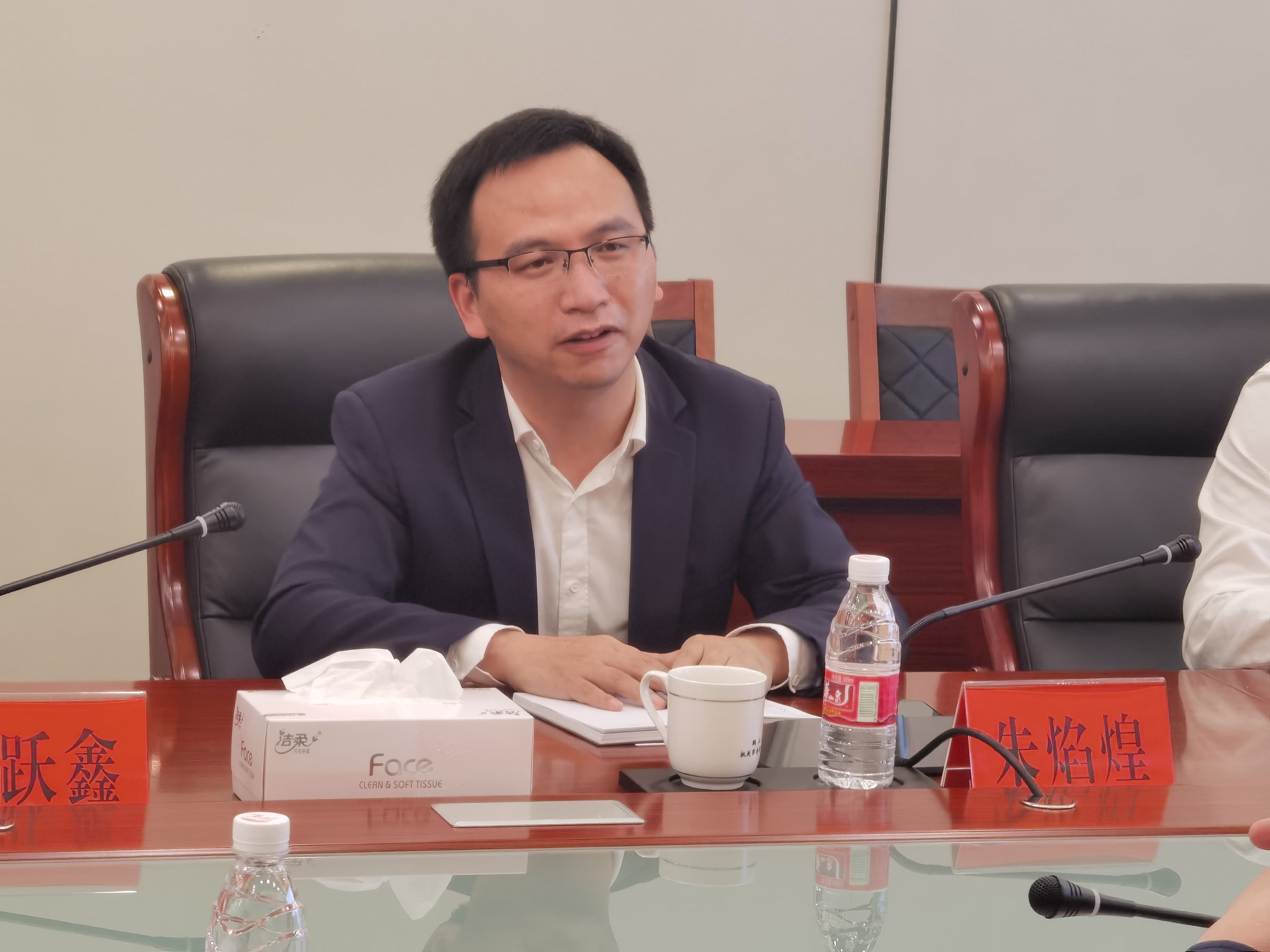 【一公司珠海分公司】20220401【领导活动类】一公司党委副书记、总经理何朱焰煌率队拜会鹤山市委常委、副市长胡国伟 (4).jpg