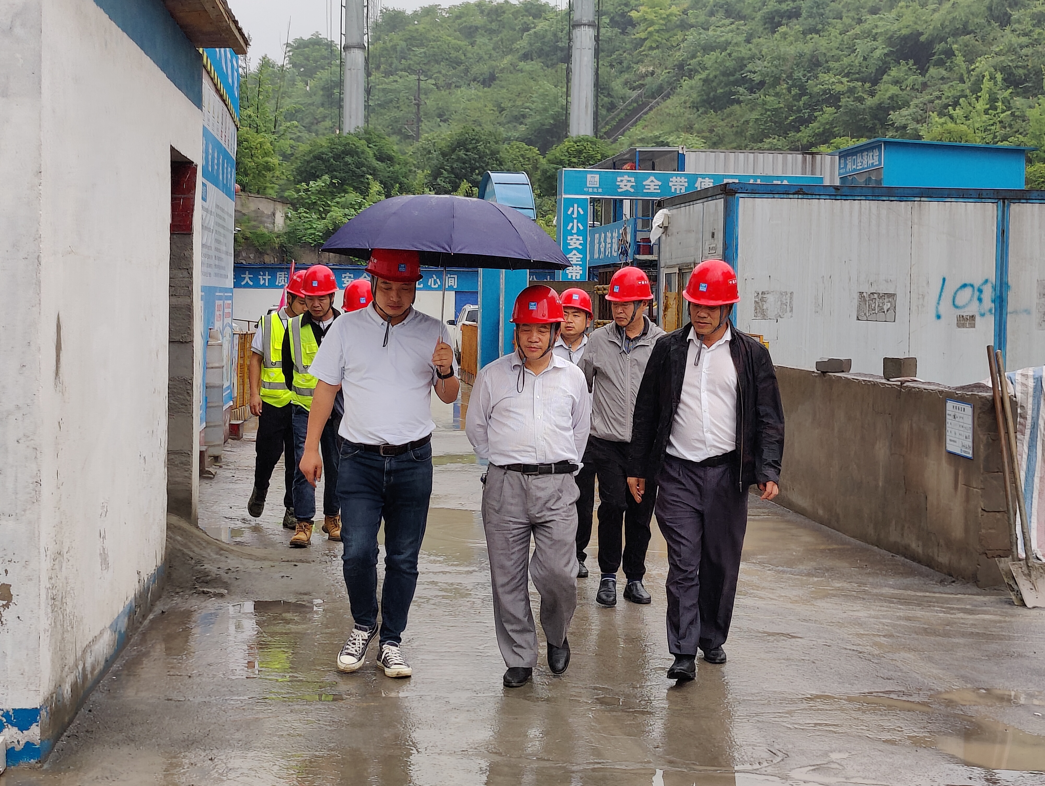 a47538eabbc259550a85e9bc680f5f9.jpg a47538eabbc259550a85e9bc680f5f9.jpg